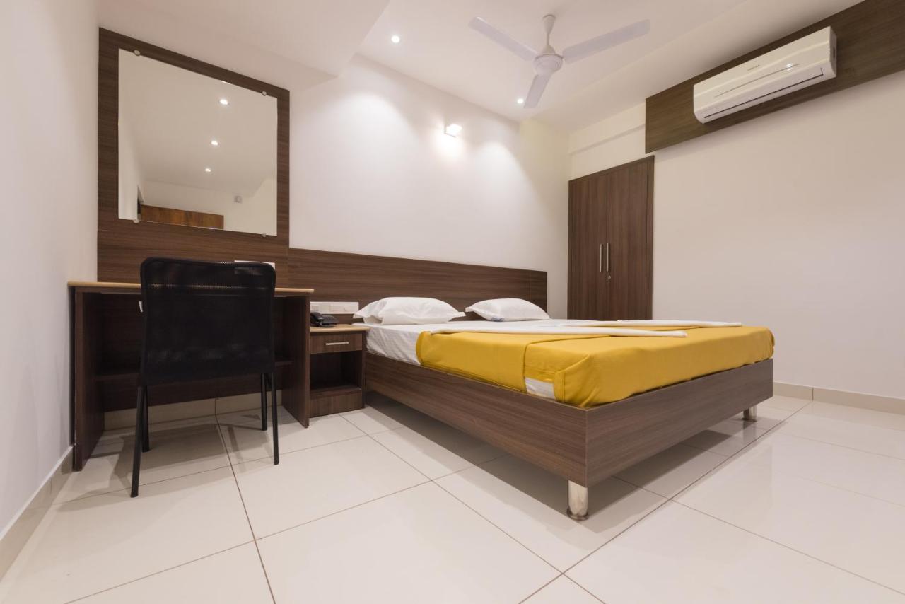 Hotel Karuna Residency Mangalore Buitenkant foto