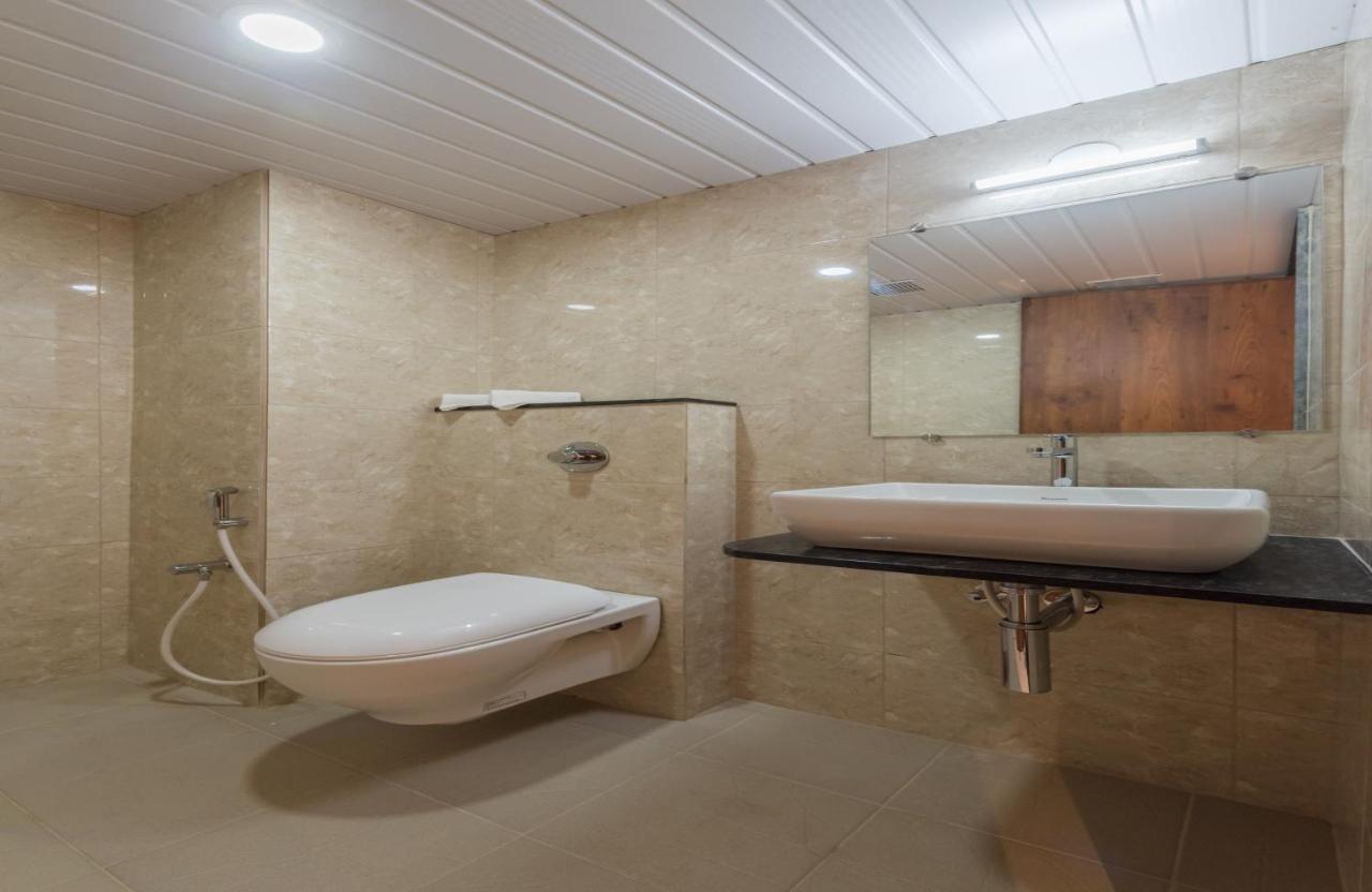 Hotel Karuna Residency Mangalore Buitenkant foto